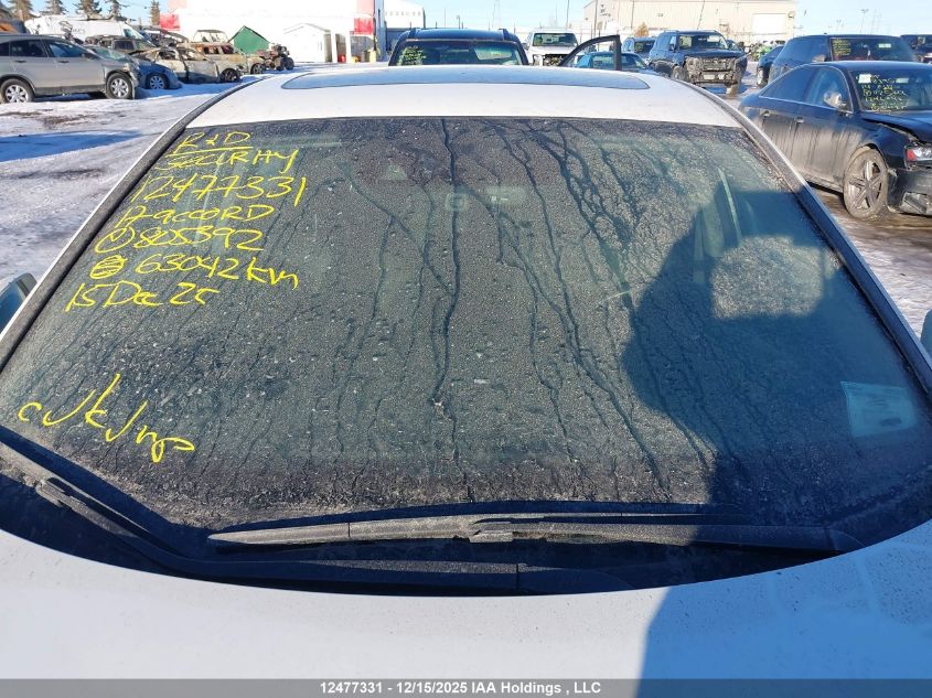 2017 Honda Accord Touring VIN: 1HGCR2F05HA805392 Lot: 12477331