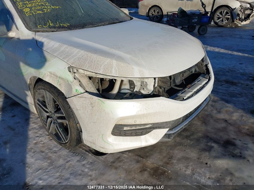 2017 Honda Accord Touring VIN: 1HGCR2F05HA805392 Lot: 12477331