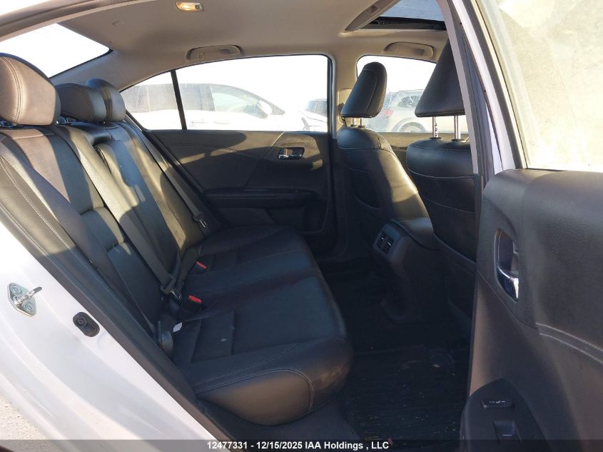 2017 Honda Accord Touring VIN: 1HGCR2F05HA805392 Lot: 12477331