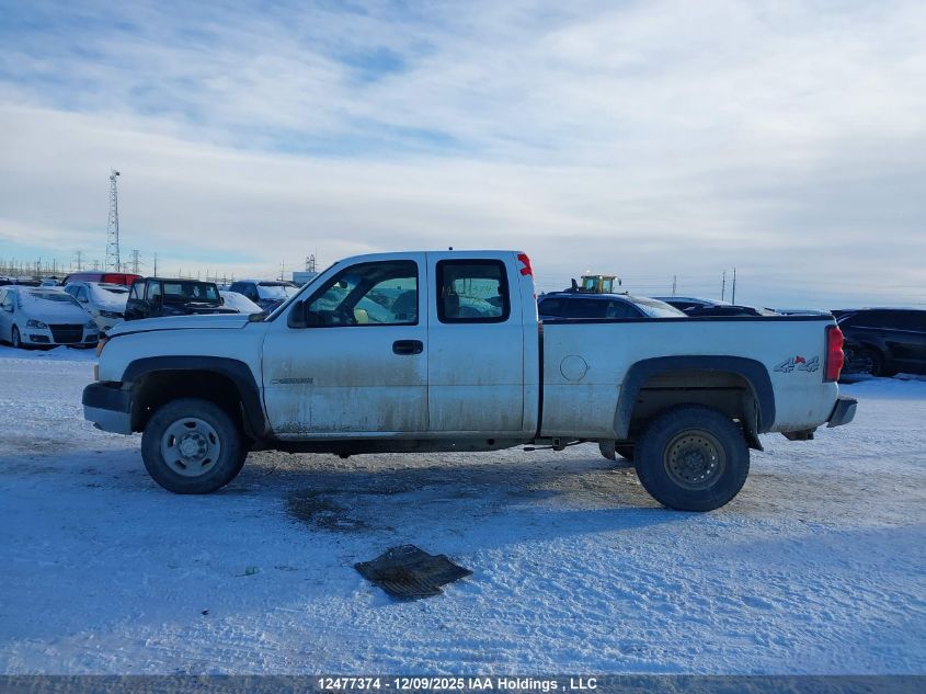 2006 Chevrolet Silverado K2500 Heavy Duty VIN: 1GCHK29U66E273745 Lot: 12477374