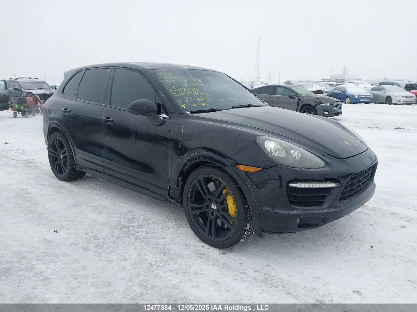 PORSCHE CAYENNE GTS