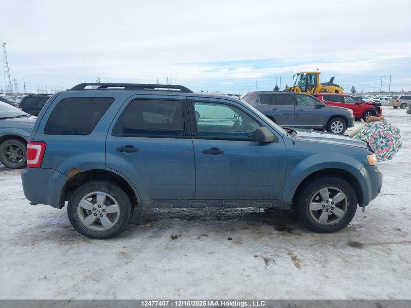 1FMCU9DG0AKC21175 2010 FORD ESCAPE photo no. 13