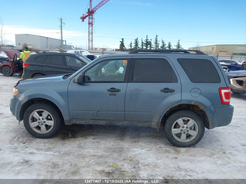 1FMCU9DG0AKC21175 2010 FORD ESCAPE photo no. 14