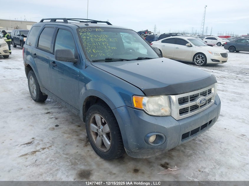 1FMCU9DG0AKC21175 2010 FORD ESCAPE photo no. 8