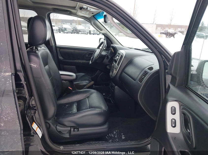 1FMCU94123KC95213 2003 FORD ESCAPE photo no. 5