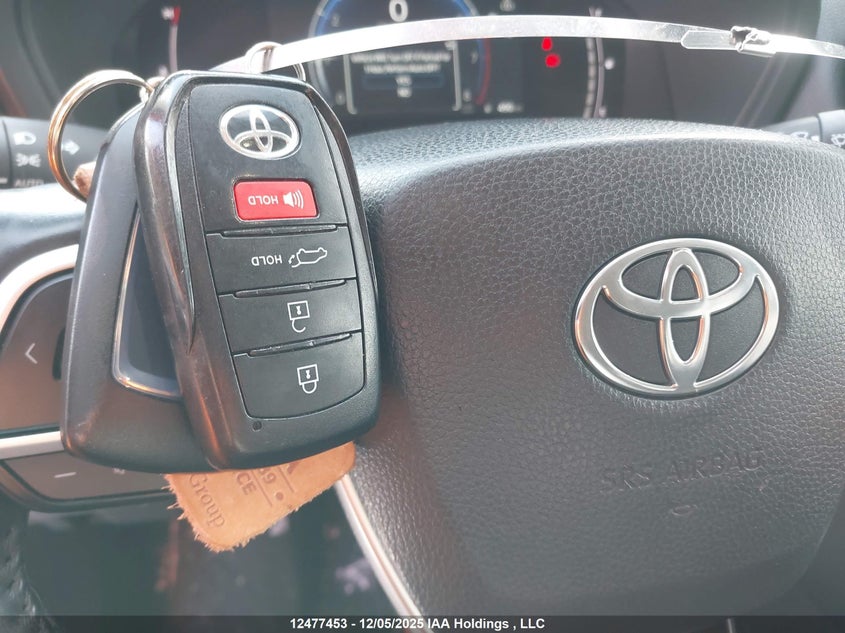 2024 Toyota Grand Highlander Xle/Limited/Platinum VIN: 5TDAAAB54RS027518 Lot: 12477453