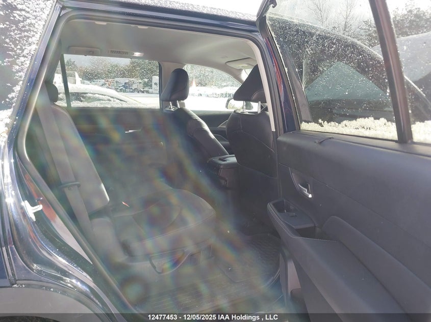 2024 Toyota Grand Highlander Xle/Limited/Platinum VIN: 5TDAAAB54RS027518 Lot: 12477453