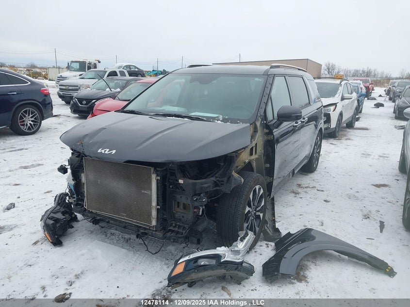 KNDNC5H37N6181076 2022 KIA CARNIVAL photo no. 2
