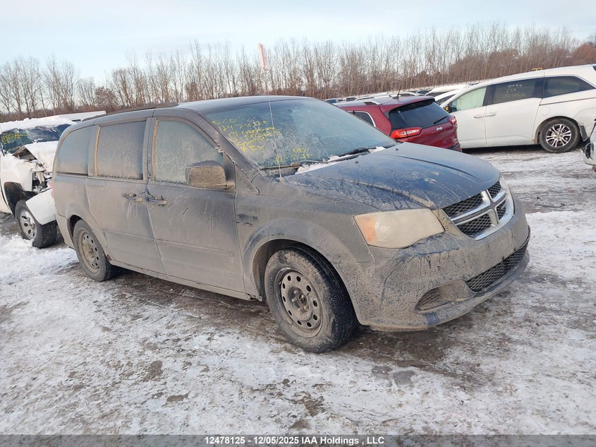 2C4RDGBG8DR592659 DODGE GRAND CARAVAN Photo 1