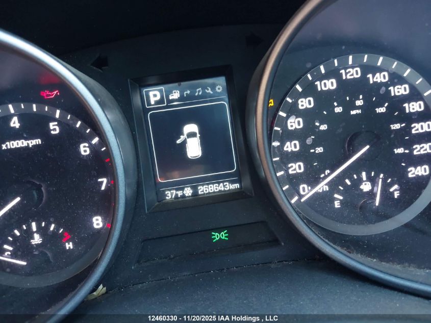 2017 Hyundai Santa Fe Sport 2.4 Luxury VIN: 5XYZUDLB7HG386129 Lot: 12460330X