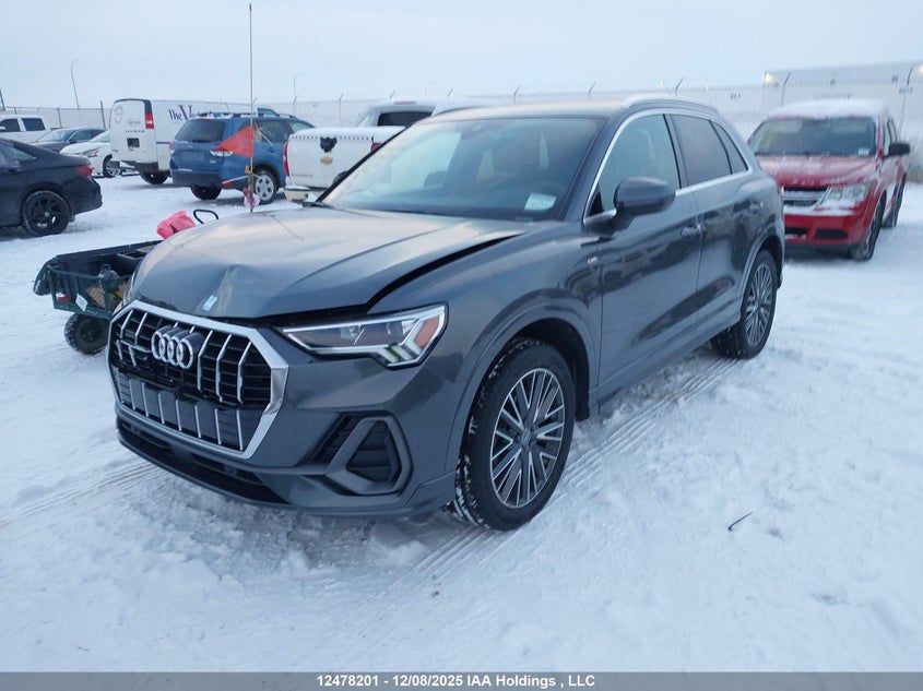 WA1EECF37L1080545 2020 AUDI Q3 photo no. 2