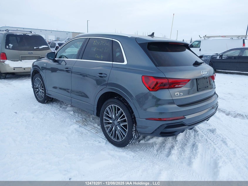 WA1EECF37L1080545 2020 AUDI Q3 photo no. 3