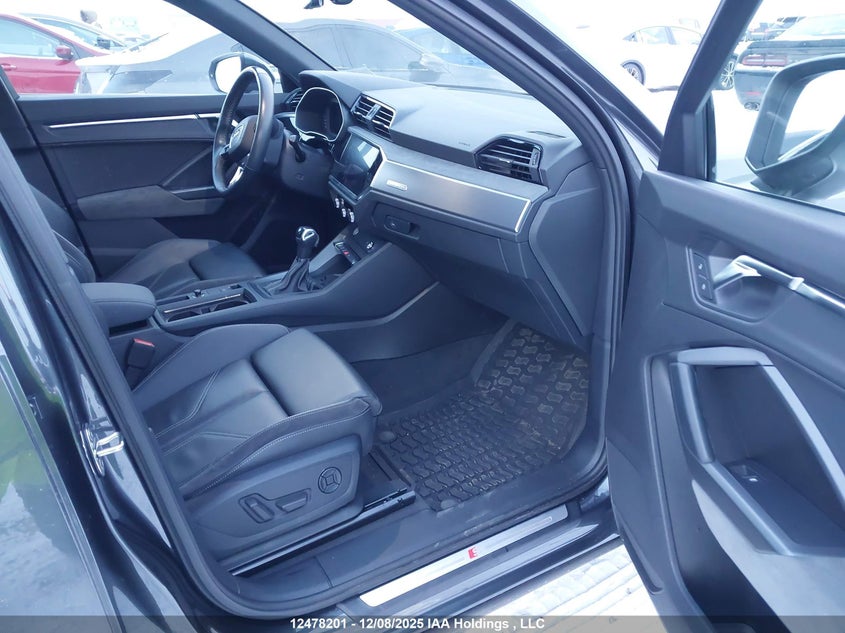 WA1EECF37L1080545 2020 AUDI Q3 photo no. 5