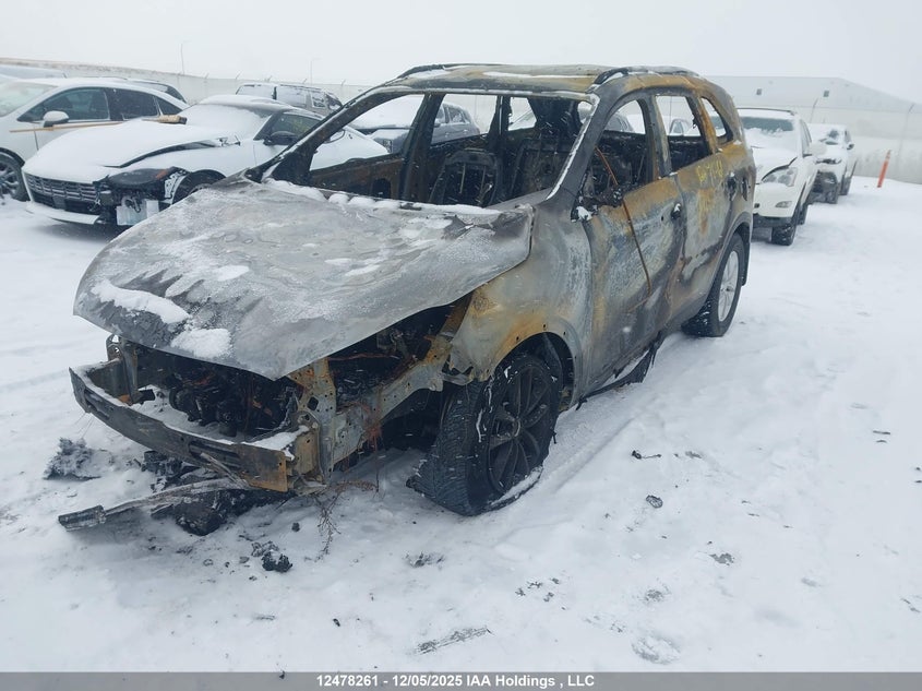 5XYPGDA33JG343990 2018 KIA SORENTO photo no. 2