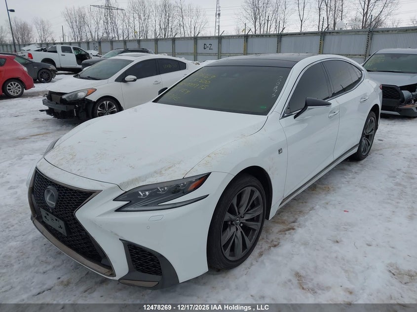 JTHC51FF6J5000975 2018 LEXUS LS photo no. 2