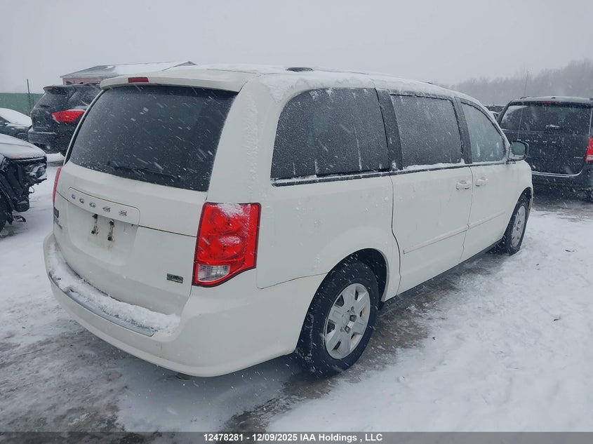 2D4RN4DG3BR756635 2011 DODGE CARAVAN photo no. 4