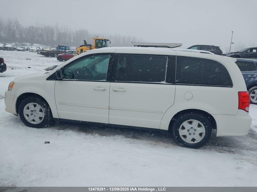 2D4RN4DG3BR756635 2011 DODGE CARAVAN photo no. 6