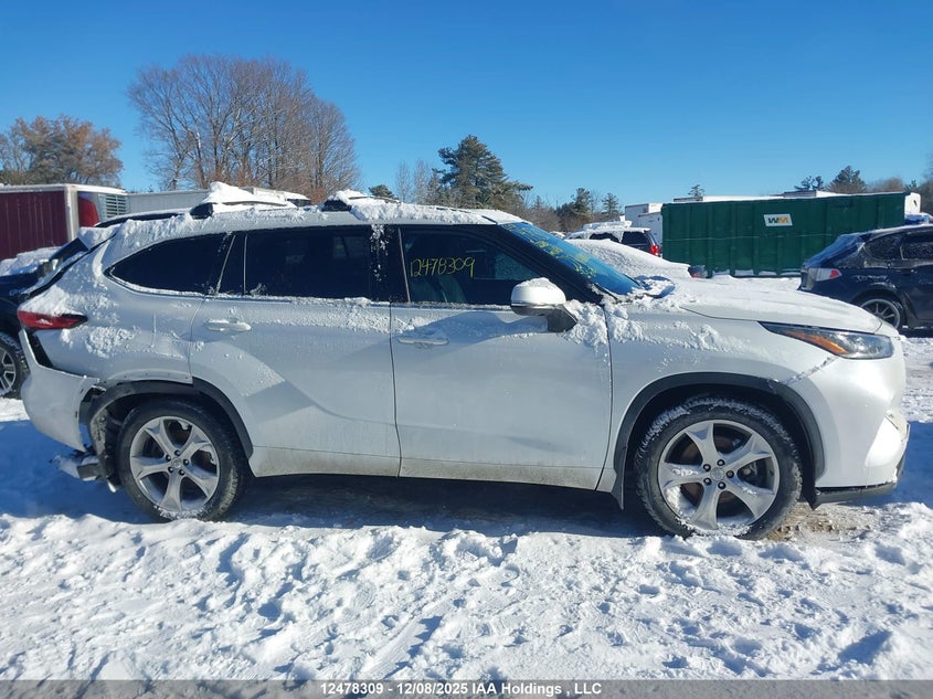 5TDFZRBH5NS222805 2022 TOYOTA HIGHLANDER photo no. 14