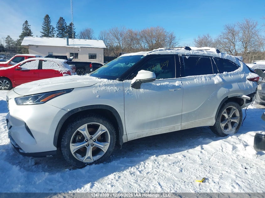 5TDFZRBH5NS222805 2022 TOYOTA HIGHLANDER photo no. 15