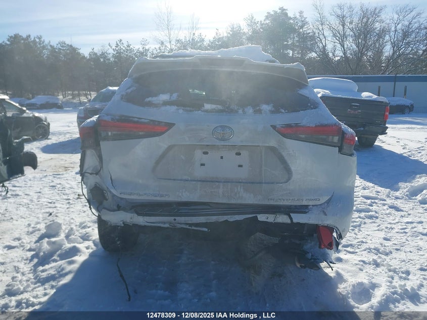 5TDFZRBH5NS222805 2022 TOYOTA HIGHLANDER photo no. 17