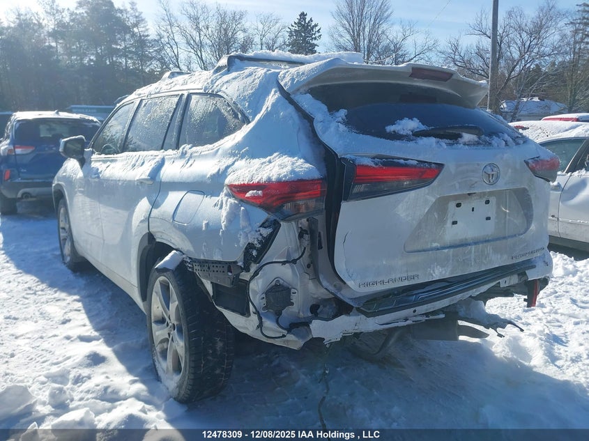 5TDFZRBH5NS222805 2022 TOYOTA HIGHLANDER photo no. 3