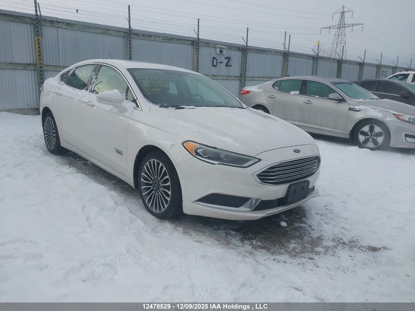 3FA6P0PU0JR273994 2018 FORD FUSION photo no. 4