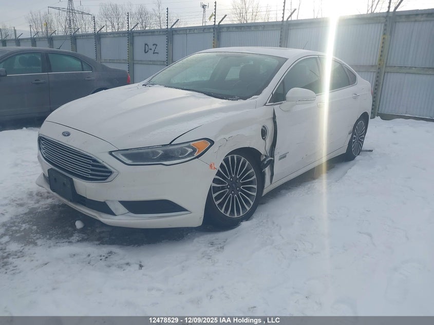 3FA6P0PU0JR273994 2018 FORD FUSION photo no. 2