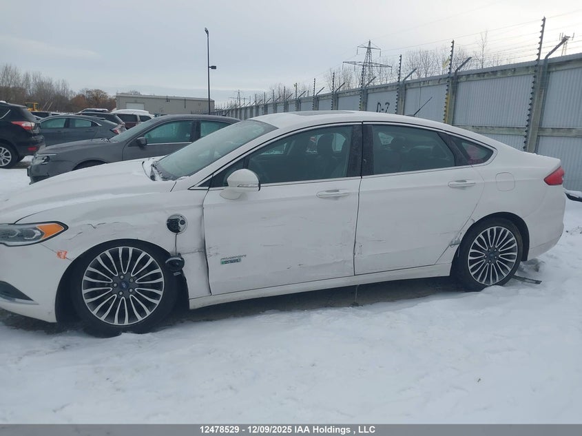 3FA6P0PU0JR273994 2018 FORD FUSION photo no. 6