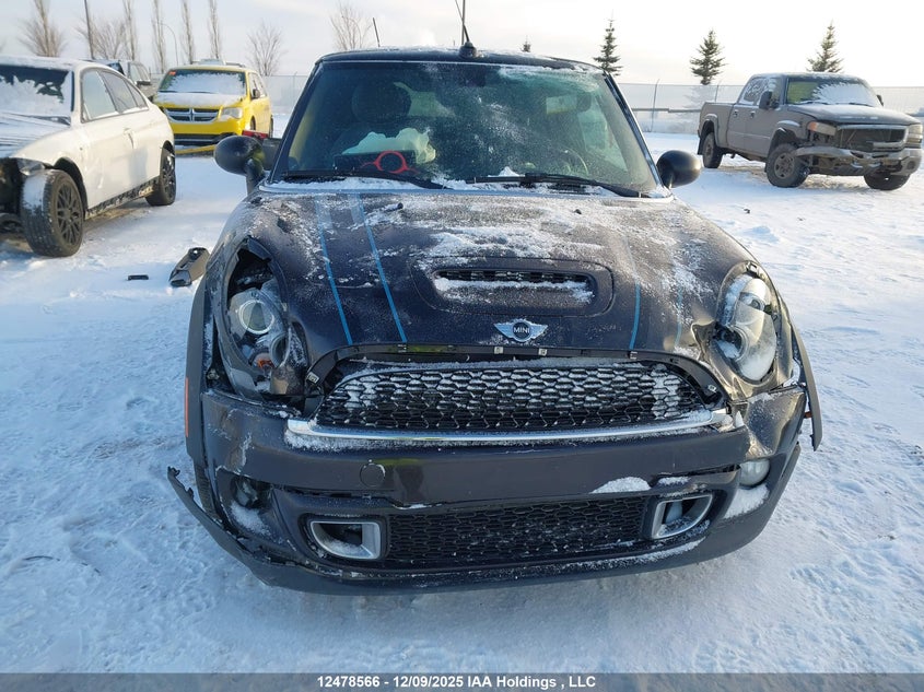 2013 Mini Convertible Cooper S VIN: WMWZP3C51DT705175 Lot: 12478566
