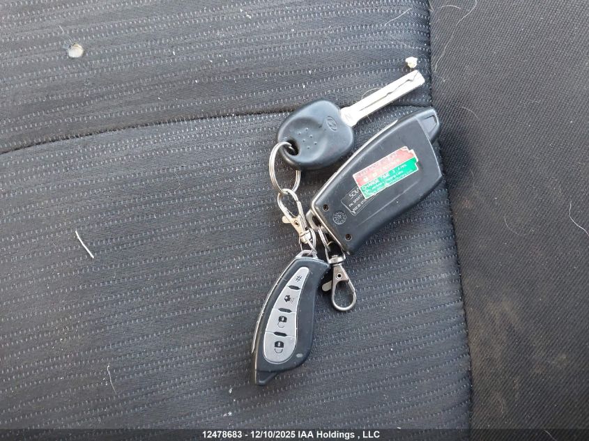 2015 Hyundai Accent Gl VIN: KMHCT5AE3FU220550 Lot: 12478683