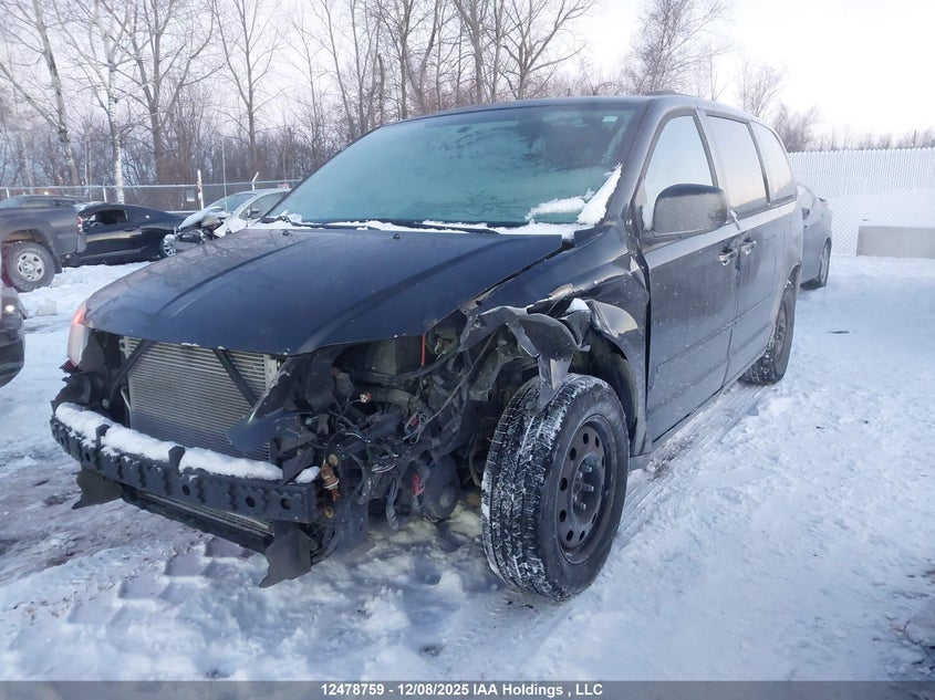 2C4RDGBG4ER139754 2014 DODGE CARAVAN photo no. 2