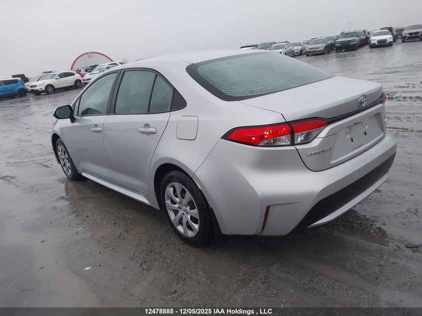 5YFBPMBE5NP283139 2022 TOYOTA COROLLA photo no. 3