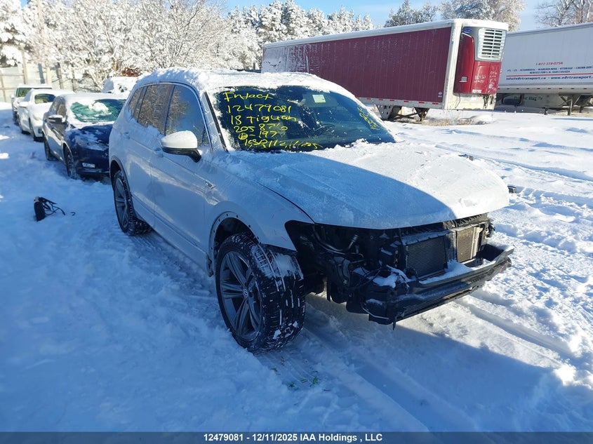3VV4B7AX3JM205876 2018 Volkswagen Tiguan auction photo 1
