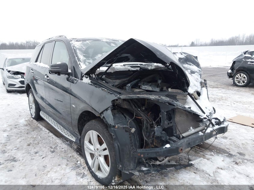 MERCEDES-BENZ M-CLASS 4MATIC