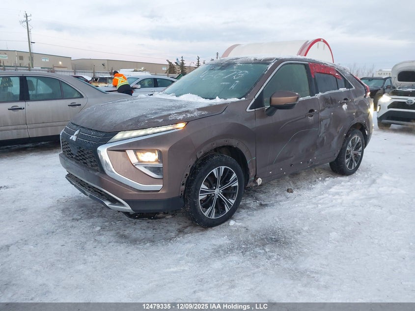 JA4ATVAA0NZ600921 2022 MITSUBISHI ECLIPSE CROSS photo no. 2