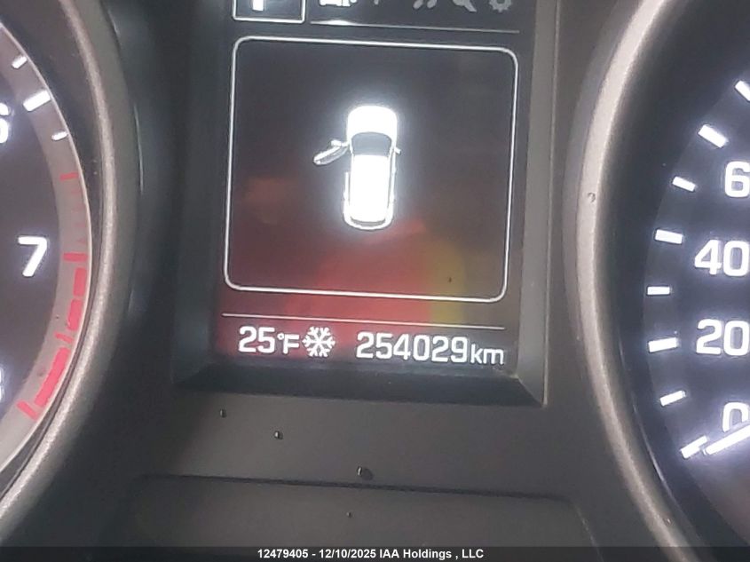 2017 Hyundai Santa Fe Sport 2.4 Luxury VIN: 5XYZUDLB9HG439025 Lot: 12479405