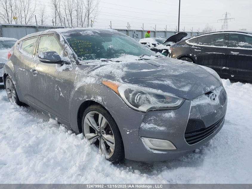 KMHTC6AD9FU243974 2015 Hyundai Veloster Tech auction photo 1