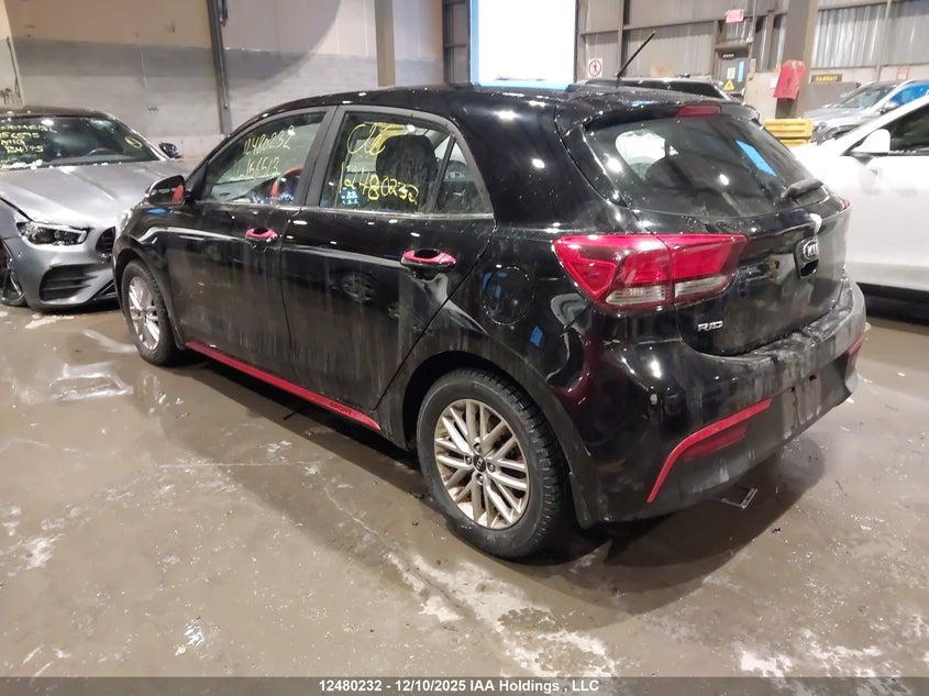 3KPA35AB4JE156513 2018 KIA RIO photo no. 3
