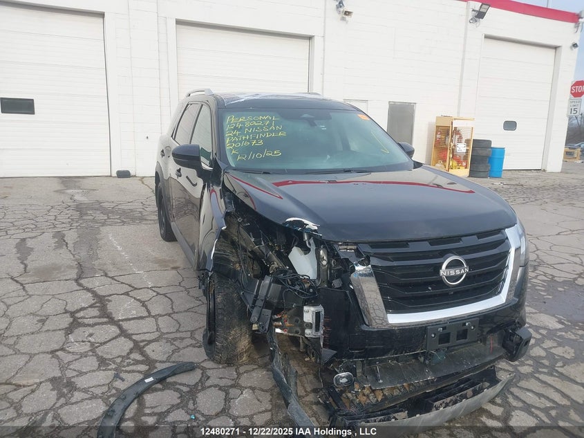 5N1DR3CE3RC201673 NISSAN PATHFINDER Photo 1