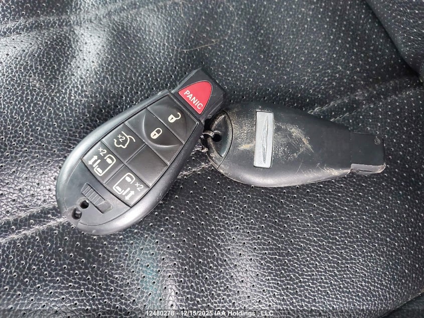 2C4RC1BGXCR374785 2012 CHRYSLER TOWN & COUNTRY photo no. 11