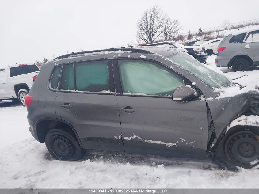 2017 Volkswagen Tiguan Trendline VIN: WVGHV7AX5HK040143 Lot: 12480341