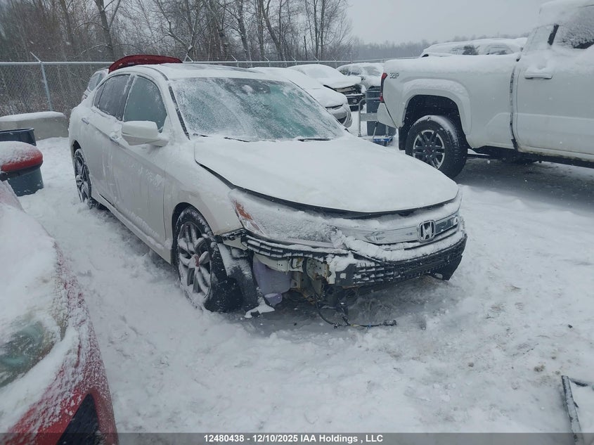 1HGCR2F06HA803313 2017 Honda Accord Touring auction photo 1