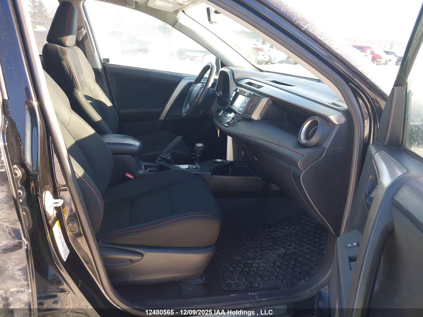 2T3RFREV0FW277671 2015 TOYOTA RAV 4 photo no. 5