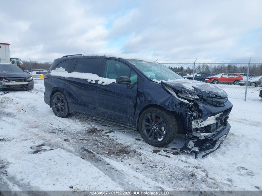 5TDGRKEC7SS254078 2025 Toyota Sienna Xse 7-Passenger auction photo 1