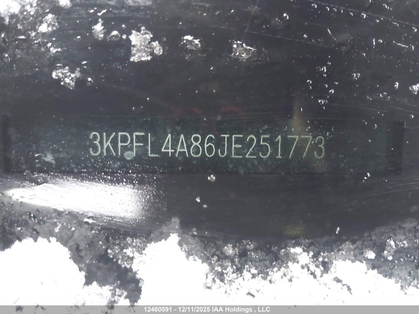 3KPFL4A86JE251773 2018 KIA FORTE photo no. 19