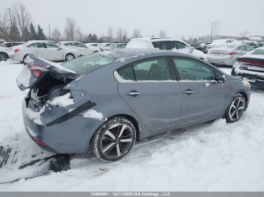 3KPFL4A86JE251773 2018 KIA FORTE photo no. 4