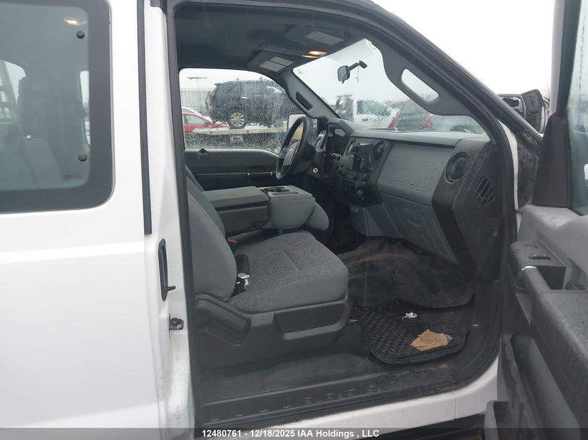 1FT8X3D66GEA76141 2016 FORD F350 photo no. 5