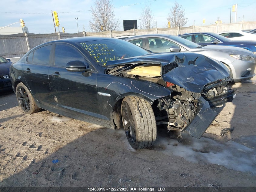 SAJWA0F74F8U74816 2015 Jaguar Xf 3.0 Portfolio/3.0 Sport auction photo 1