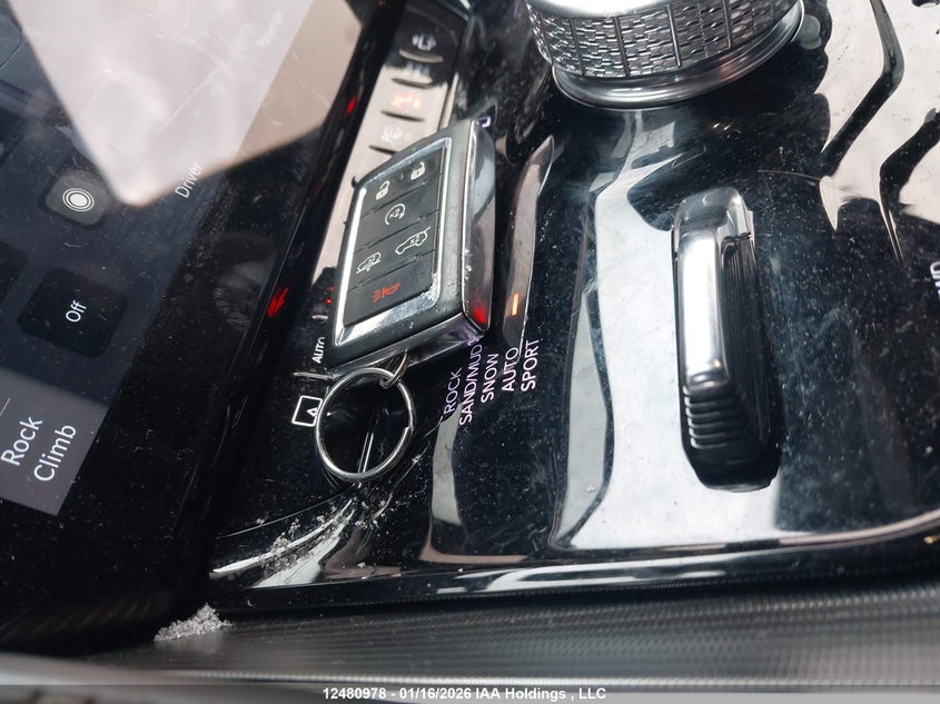 2022 Jeep Grand Wagoneer VIN: 1C4SJVFJ8NS132423 Lot: 12480978