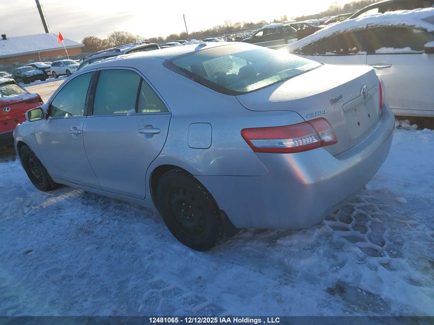 4T1BF3EKXAU023925 2010 TOYOTA CAMRY photo no. 3